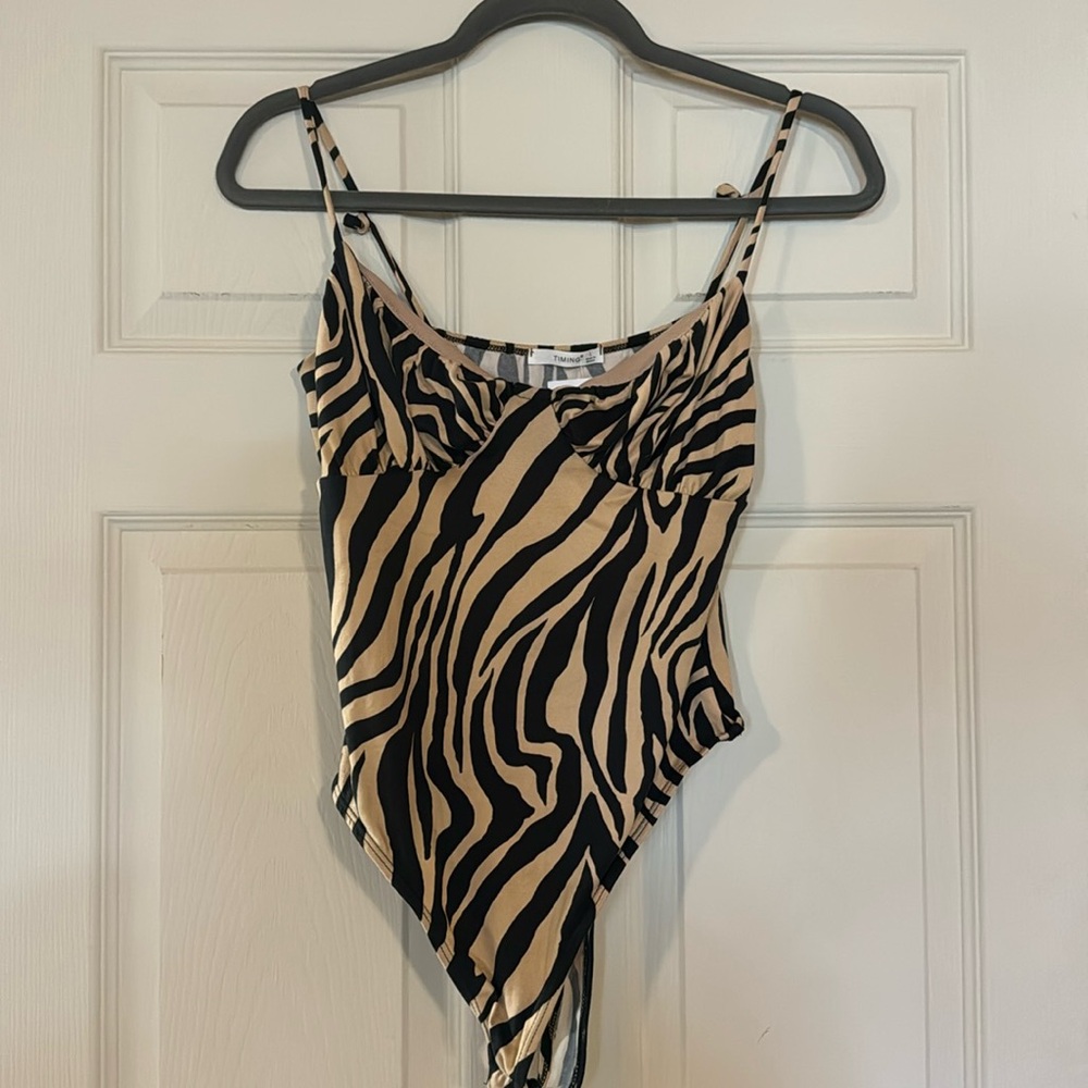 TIMING | Tiger print bodysuit